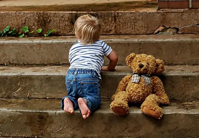 Les Signes de Développement Normal chez Bébé : Ce Qu'il Faut Savoir