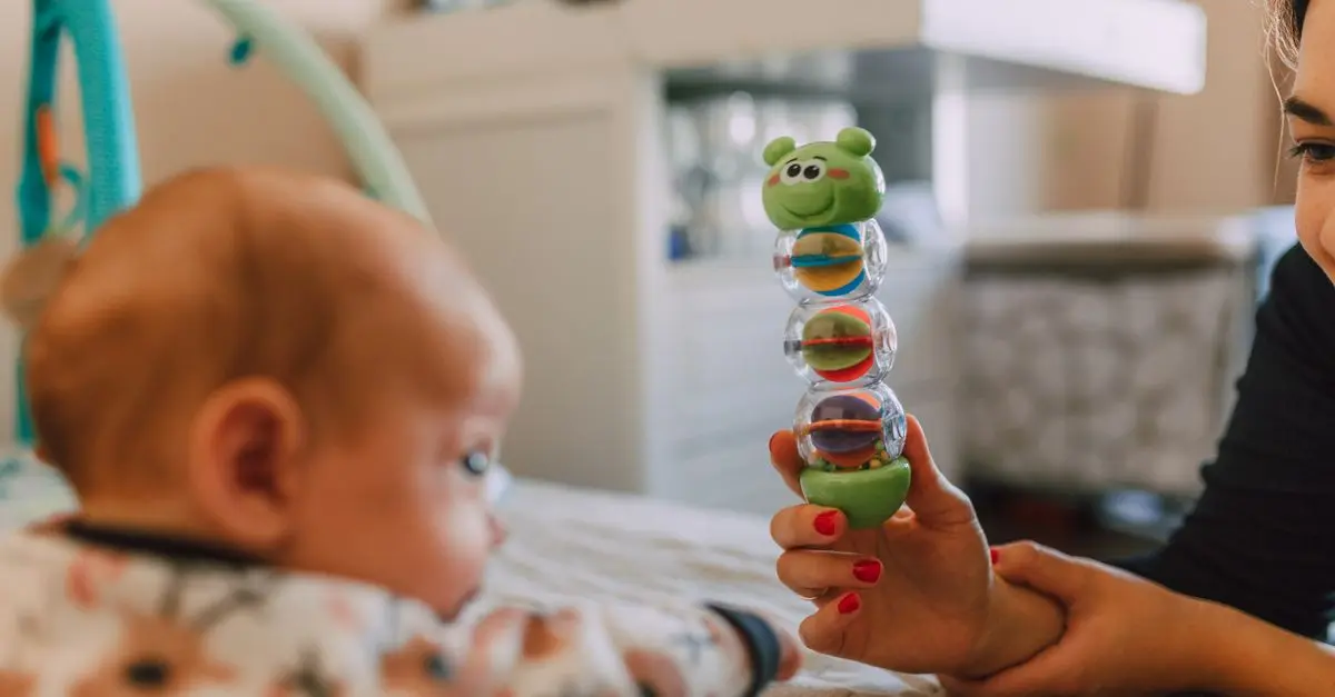 Signes de Développement Normal ou Retardé chez le Bébé