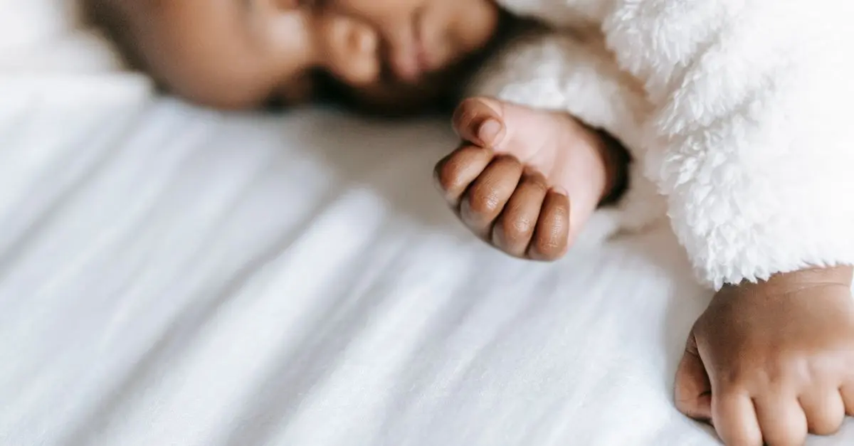 Identifier et Apaiser les Pleurs de Bébé