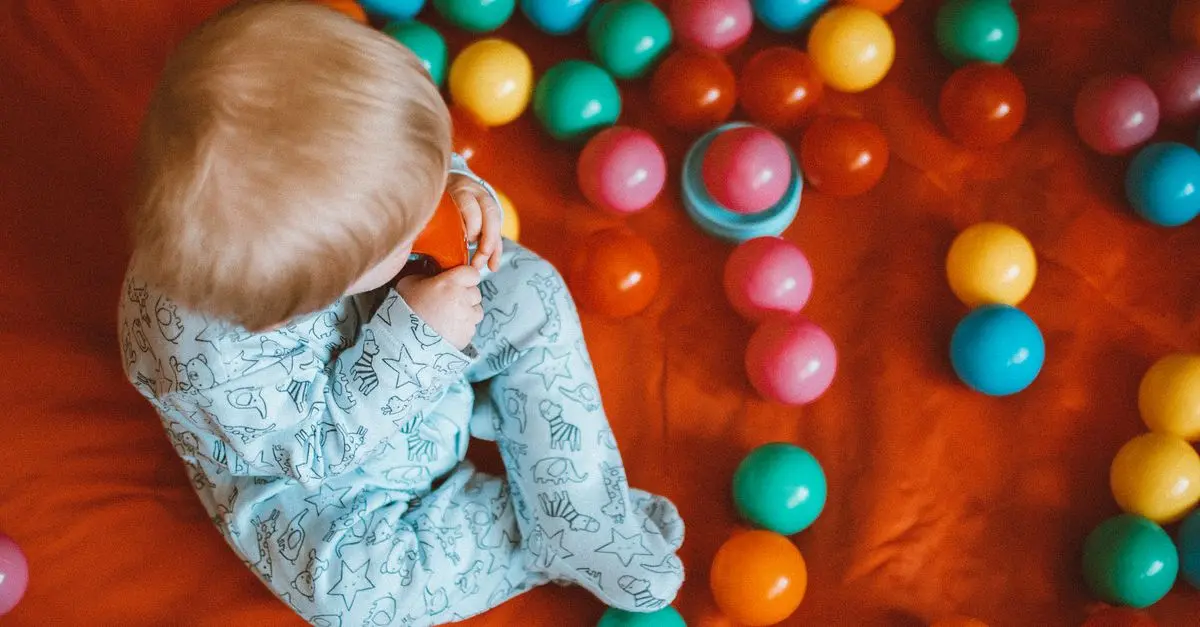 Comment Stimuler le Développement Émotionnel de Votre Bébé