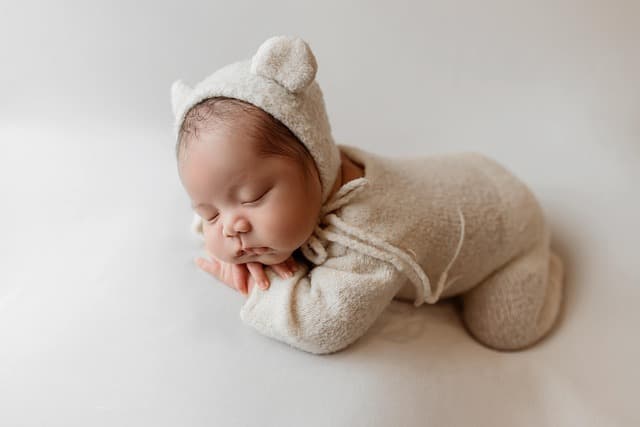 Comment Établir une Routine Sereine pour les Premiers Mois de Bébé